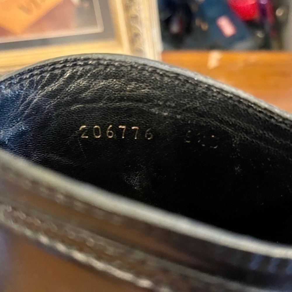 Beautiful 100% authentic Gucci black leather high heeled booties! - Picture 9 of 13